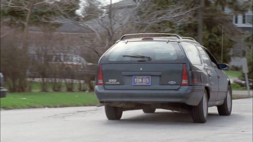 1992 Ford Taurus Wagon [DN5]