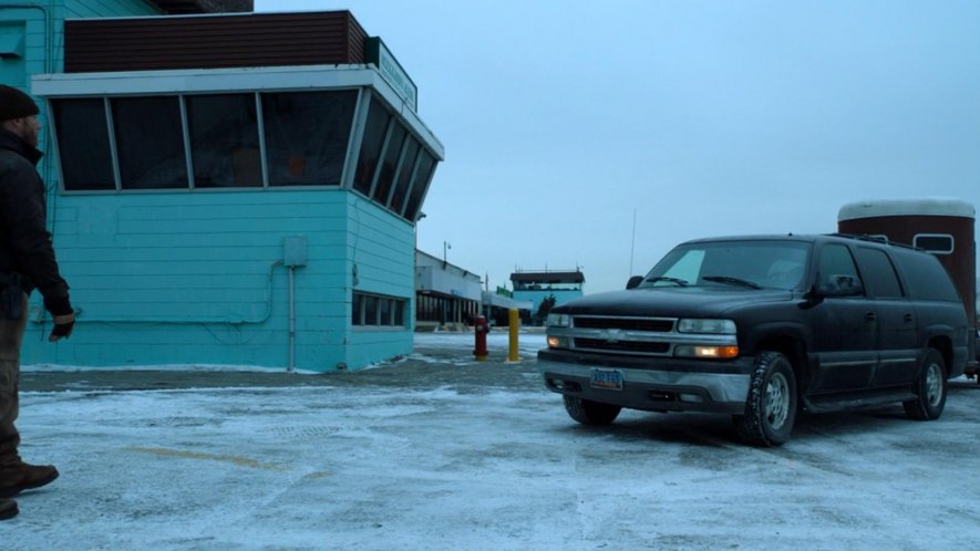 2002 Chevrolet Suburban [GMT830]