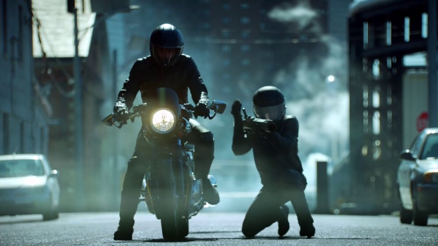 Triumph Thruxton 900