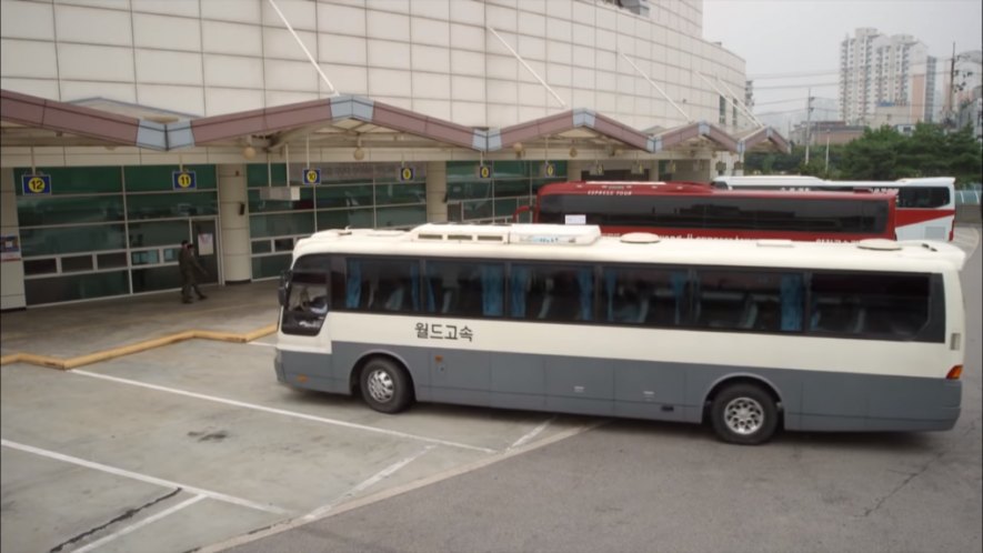 2003 Hyundai Aero Space