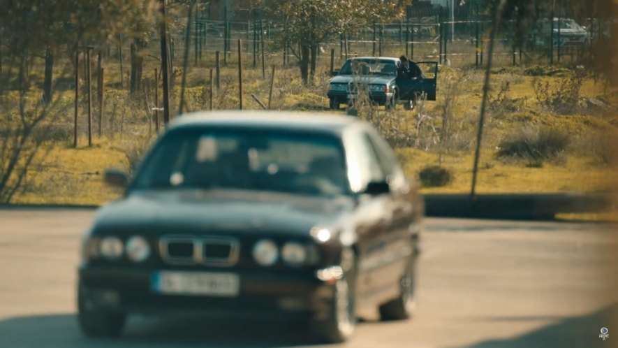 BMW 5 [E34]