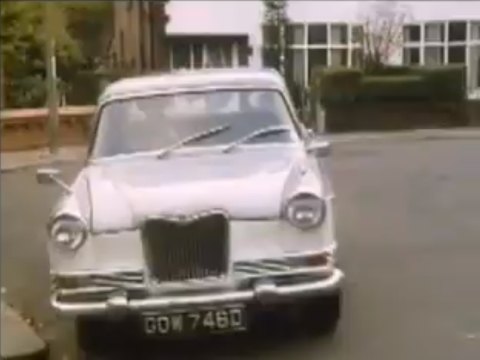 1965 Riley 4/72 [ADO38R]
