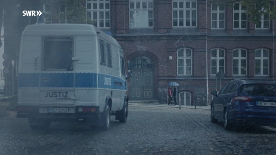 Mercedes-Benz unknown [T2]
