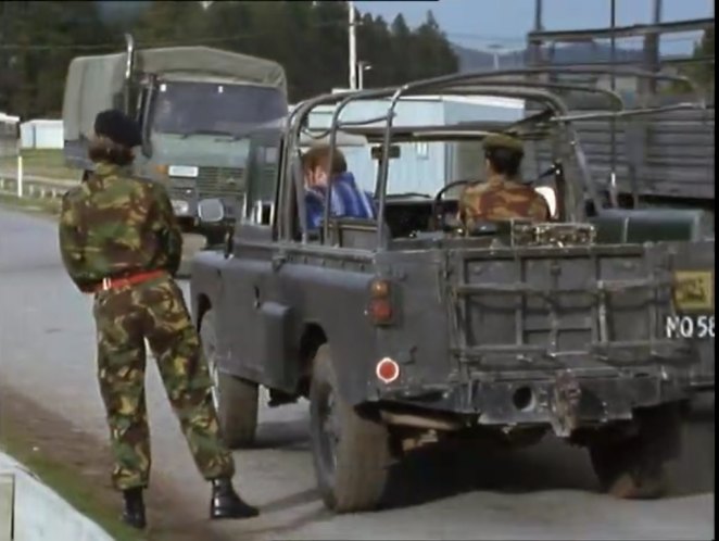 Land-Rover 109'' Series III