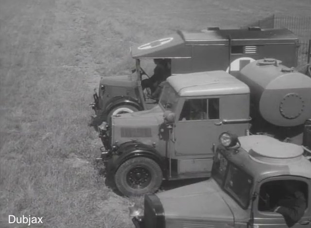 1945 Fordson WOT1/A1 Airfield crash tender - RAF 'Monitor Type'