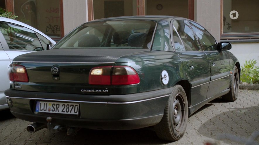 1999 Opel Omega 2.5 V6 Edition 100 [B]