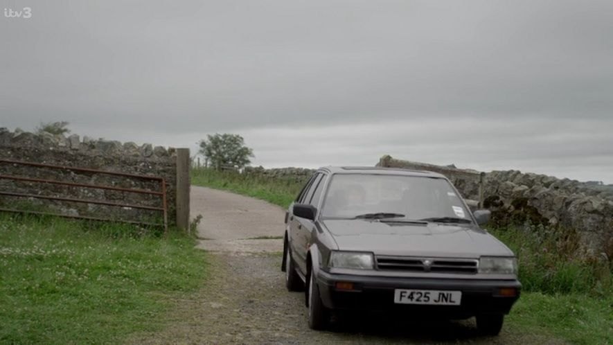 1989 Nissan Bluebird 1.6 L [T72]