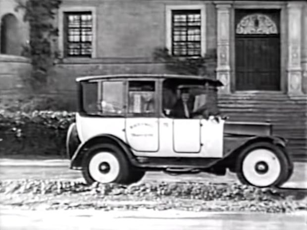 Yellow Cab Model O-4