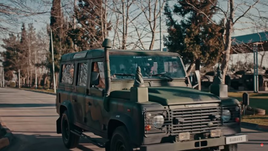 Land-Rover Defender 110 Station Wagon