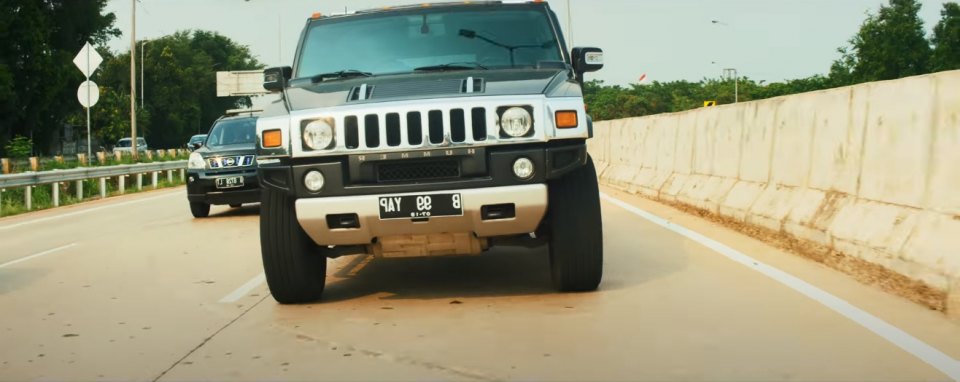 2003 Hummer H2 [GMT820]