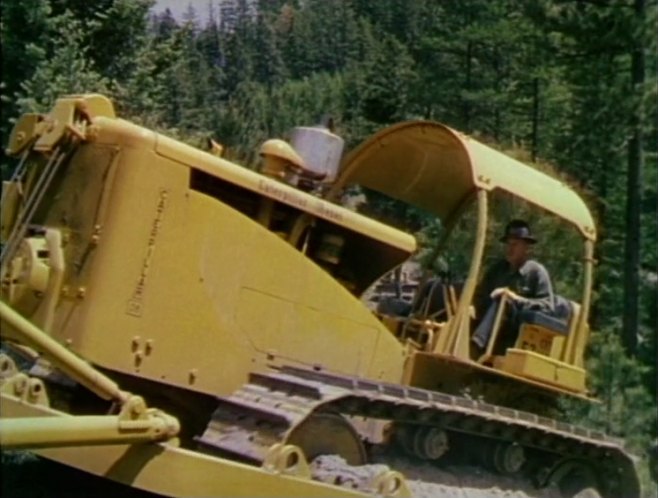 Caterpillar D8