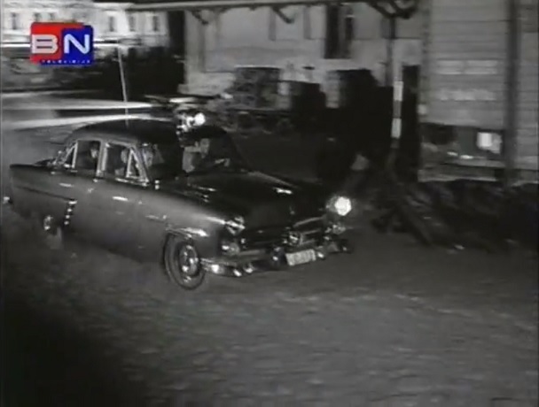 1952 Ford Customline Fordor Sedan [73B]