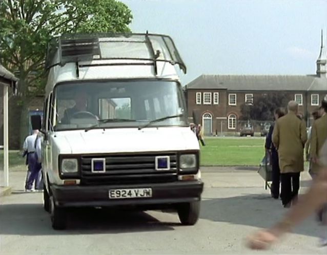 Freight Rover Sherpa 300 Series