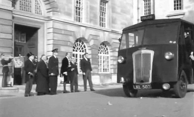 1949 Morris-Commercial PV