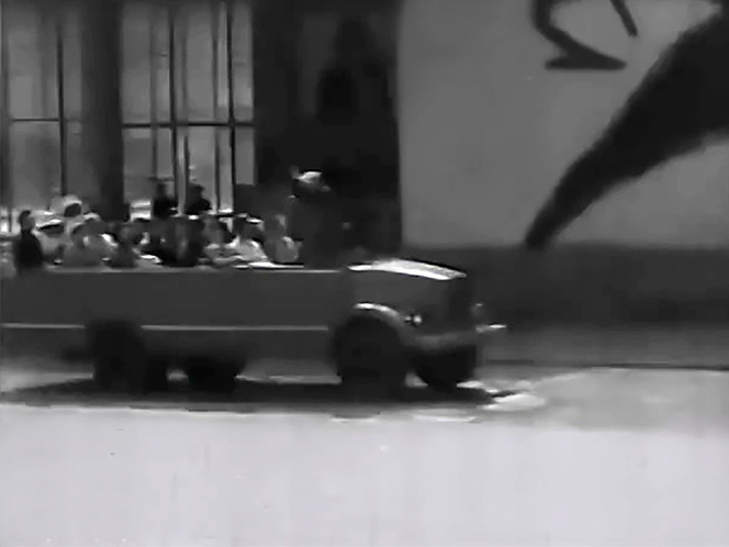 KAvZ 651 on GAZ 51 chassis