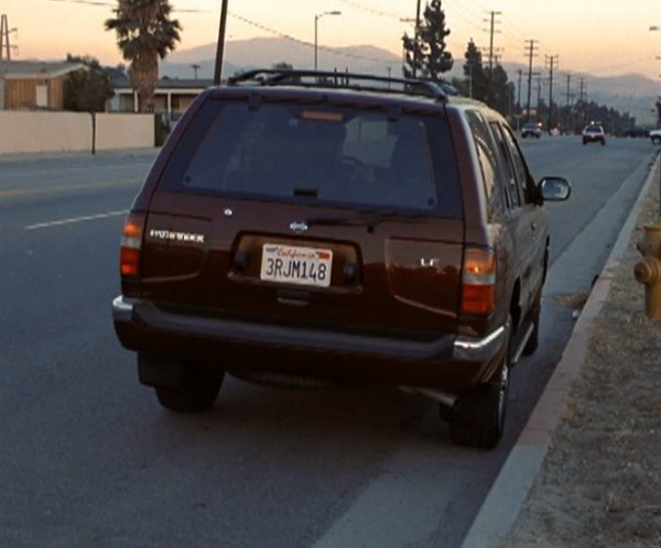 1996 Nissan Pathfinder LE [R50]