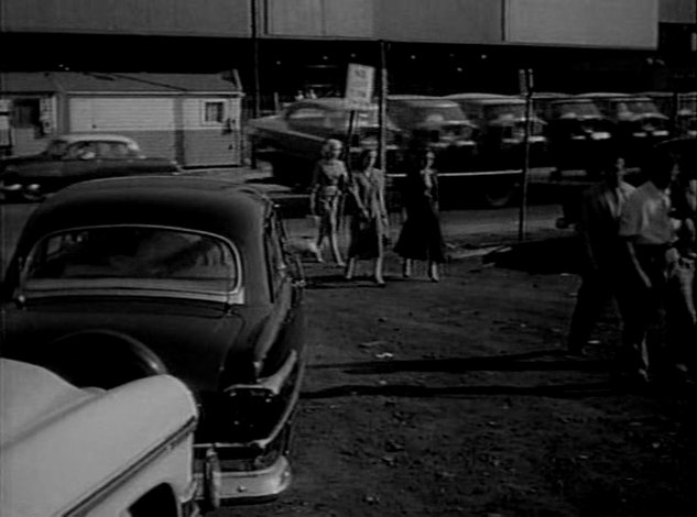 1951 Ford Custom Tudor Sedan [70B]