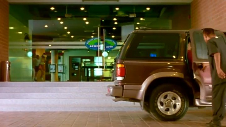 1995 Ford Explorer [UN105]