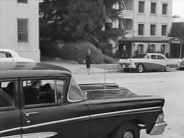 1958 Ford Custom 300 Fordor Sedan [73B]