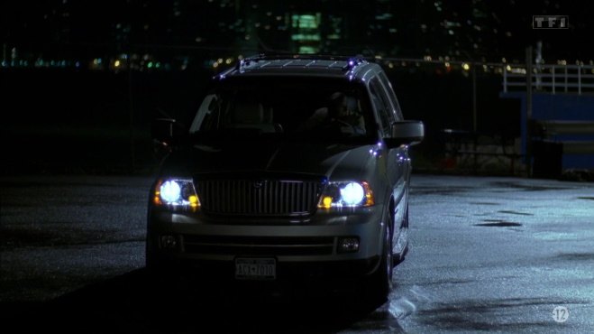 2003 Lincoln Navigator [U228]
