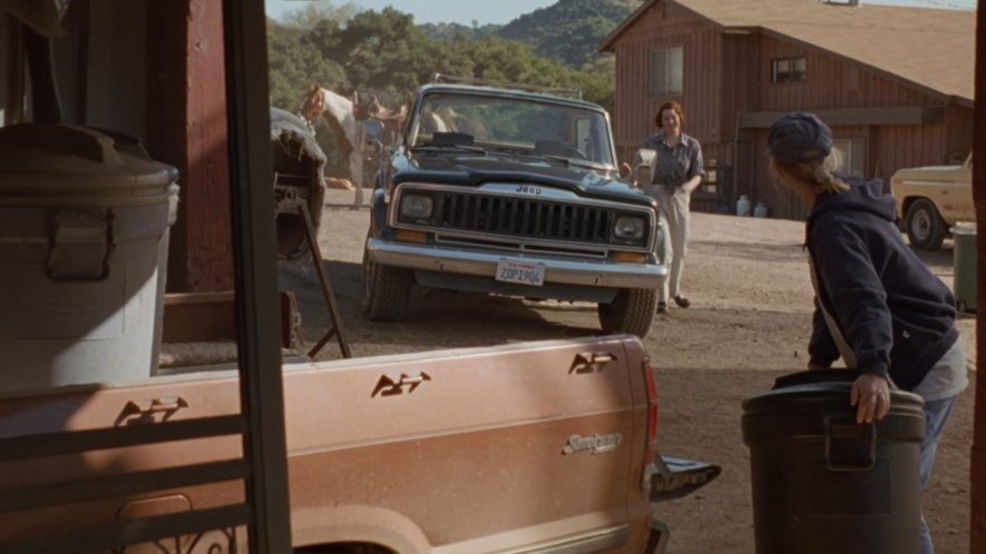 1982 Mazda B-2000 Sundowner [UC]