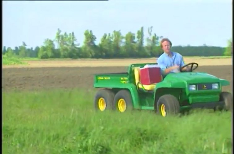 John Deere Gator
