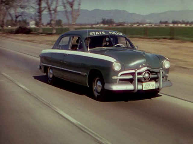 1949 Ford Custom Fordor Sedan [73B]