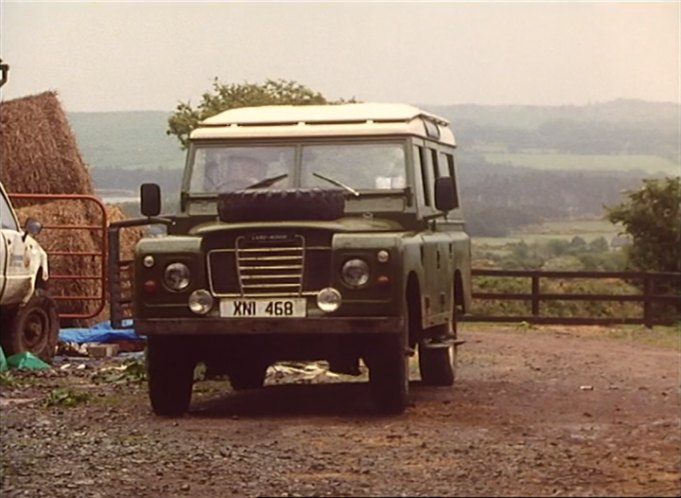 1971 Land-Rover 109'' Series III Station Wagon