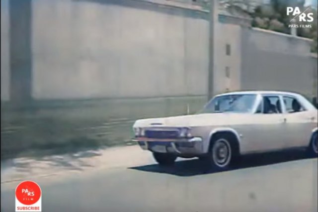 1965 Chevrolet Impala 4-Door Sedan [16369]