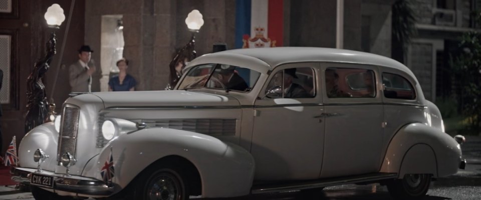 1937 LaSalle Touring Sedan [37-5019]