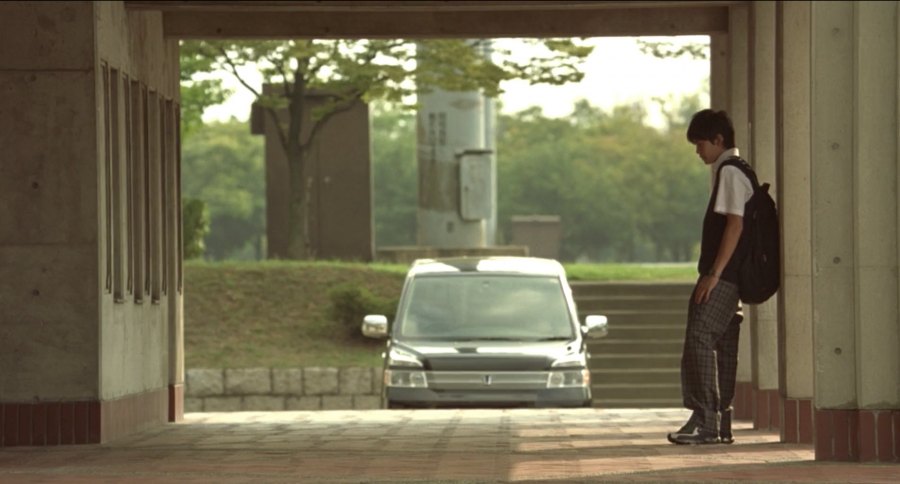 2004 Toyota Voxy [R60]