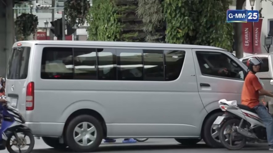 Toyota HiAce GL [H220]