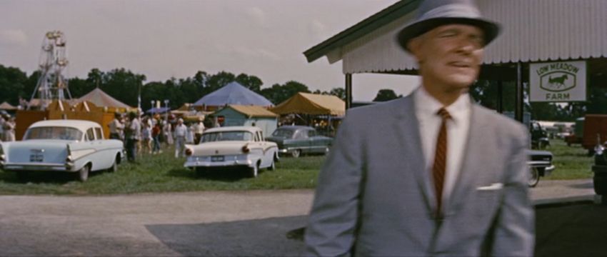 1957 Ford Custom 300 Fordor Sedan [73B]