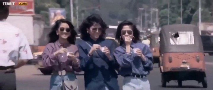 Bajaj RE 'Oranye'