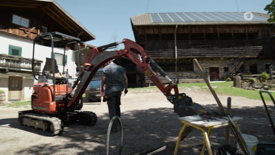 Kubota U17