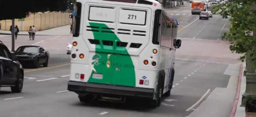 2017 MCI D 4500 CT CNG