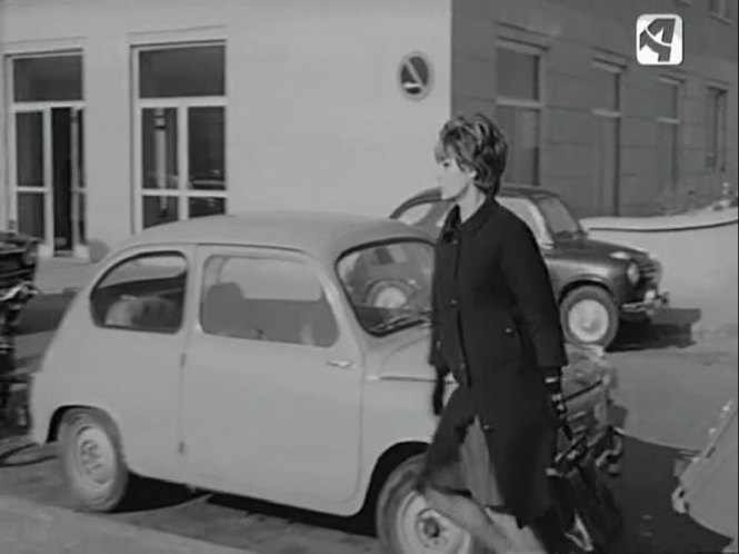 SEAT 600 N [100]