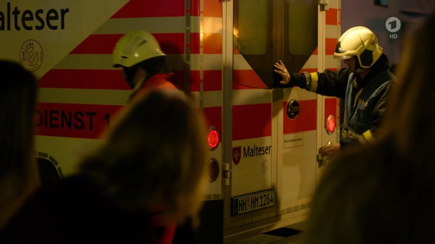 Volkswagen Crafter RTW Ambulanz Mobile 'Delfis' I [Typ 2F]