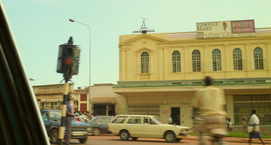 1979 Nissan Bluebird AD Wagon [910]