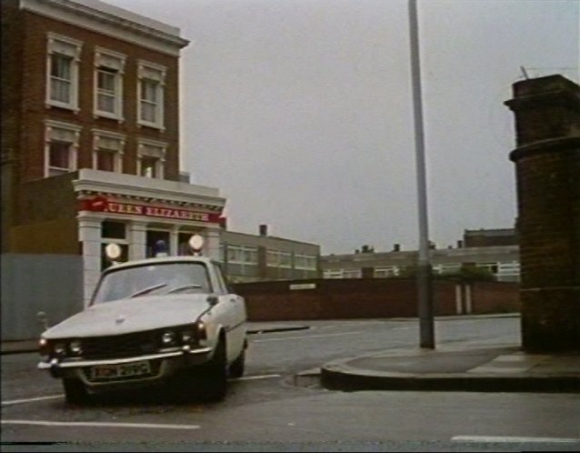 1968 Rover 3500 with Mk2 grille MkI [P6B]