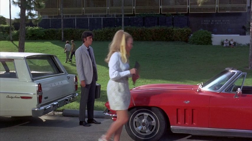 1968 Ford Country Sedan 6-passenger Station Wagon [71B]