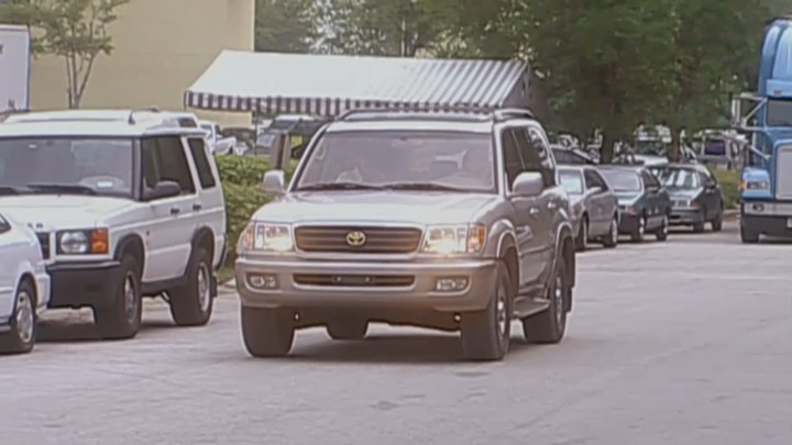 Land-Rover Discovery Series II [L318]