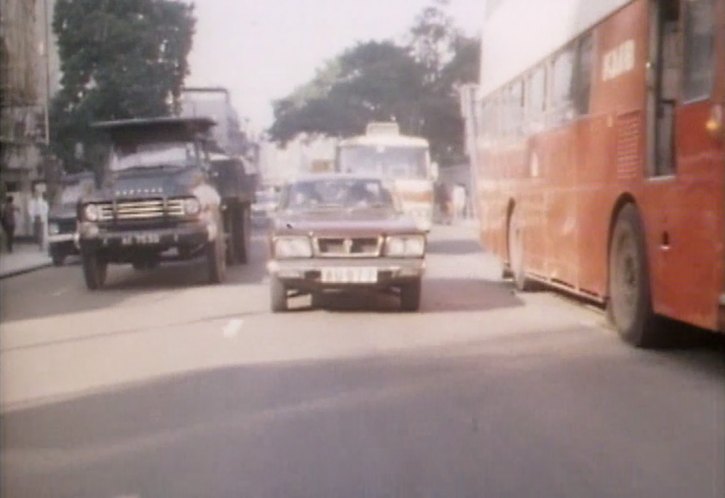 Bedford J5