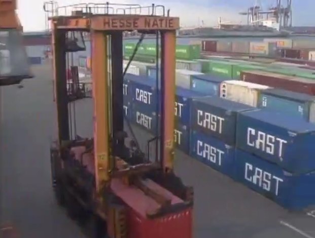 Valmet 44011 Straddle Carrier