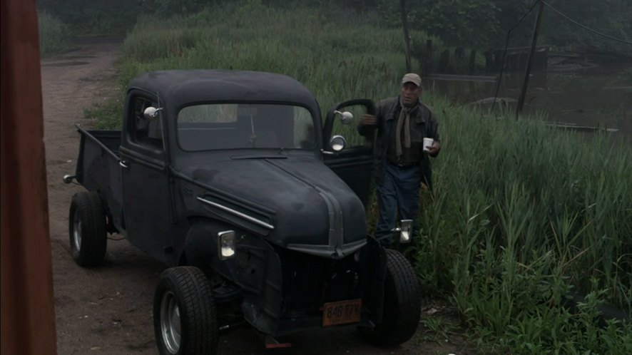 1942 Ford unknown
