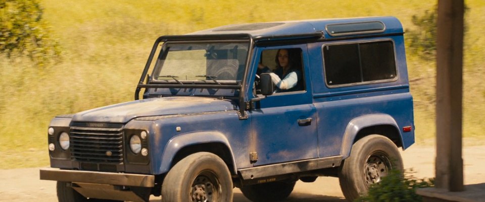 1998 Land-Rover Defender 90 Station Wagon TD5 with some NAS-like features