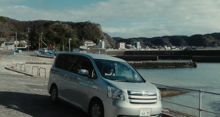 2007 Toyota Noah [R70]
