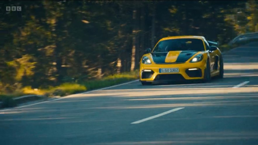 IMCDb.org: 2022 Porsche 718 Cayman GT4 RS [982c] in 