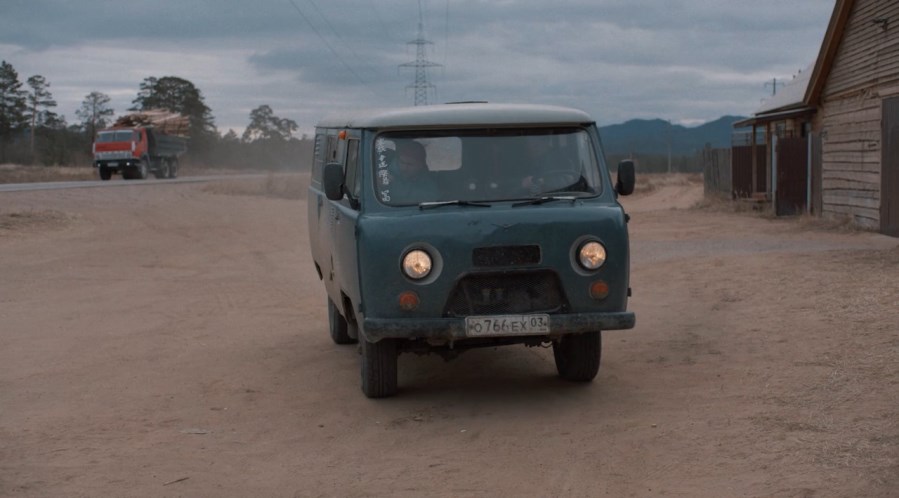 1998 UAZ 3909