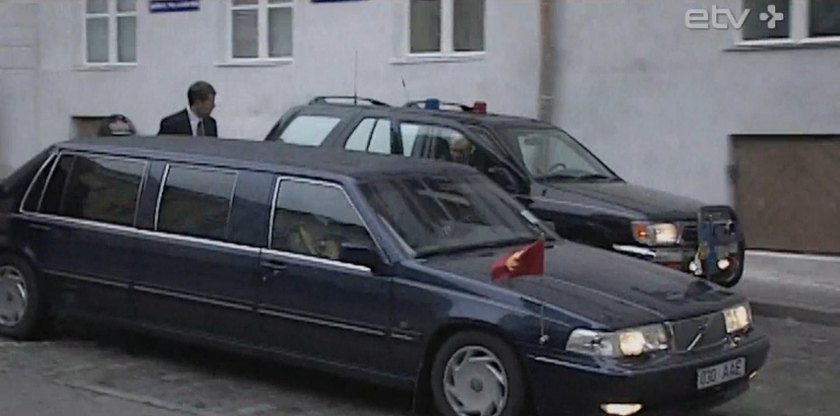 1996 Nissan Pathfinder [R50]